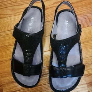 Alegria Kendra Wedge Sandals
